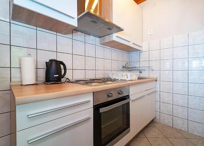 2 Bedroom Lovely In Διαμέρισμα *