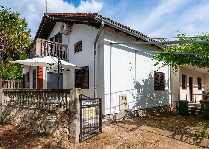 2 Bedroom Lovely In Kruševo