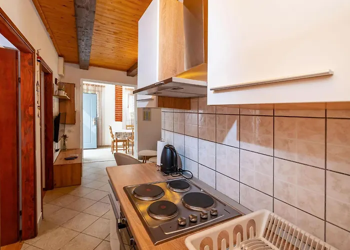 2 Bedroom Lovely In Kruševo